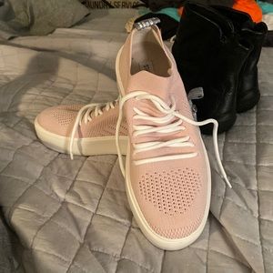 Steve Madden pink sneakers size 7